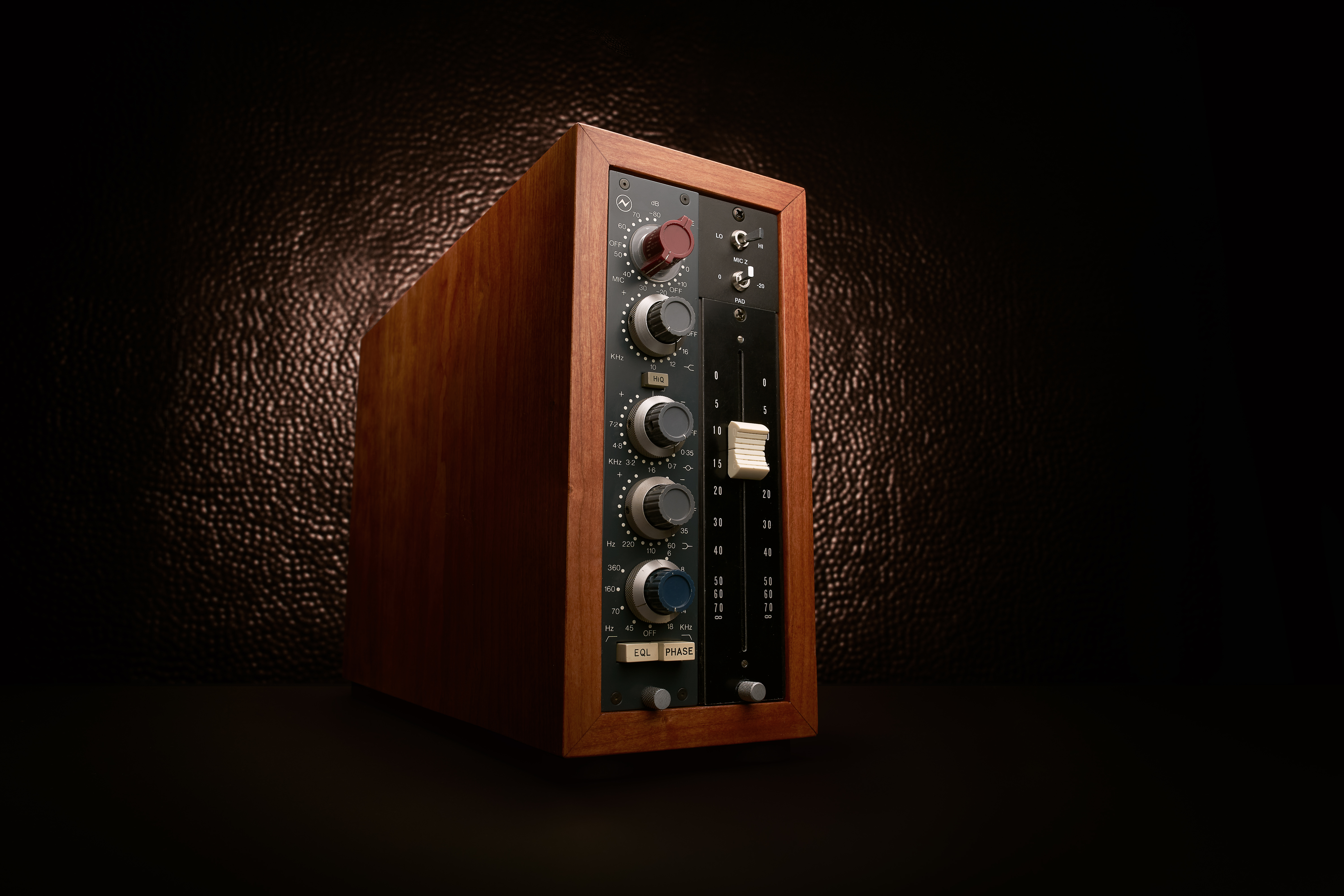 neve-1084-glamour.jpg